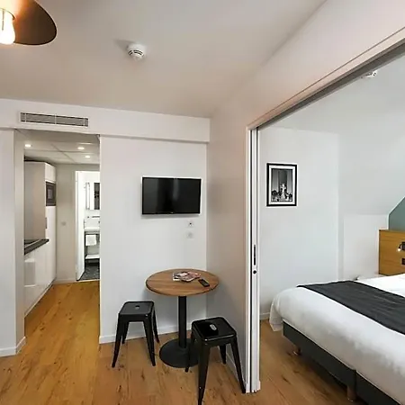 Montebello 4* פריז