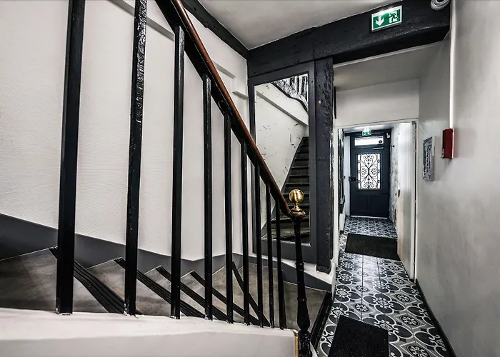 Apart-hotel Montebello Paris