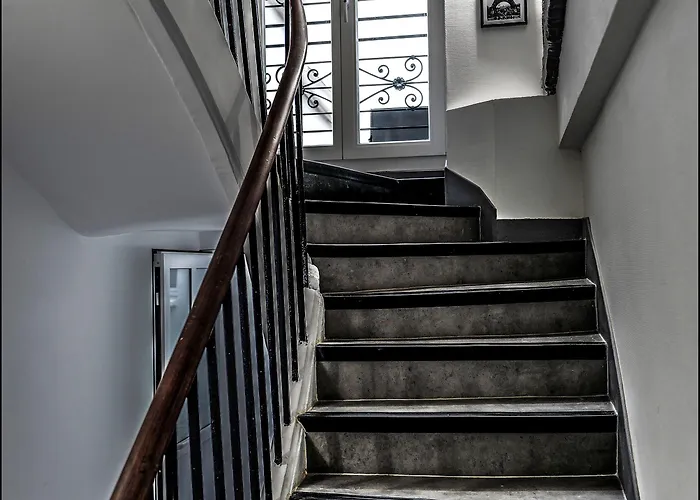 Apart-hotel Montebello Paris