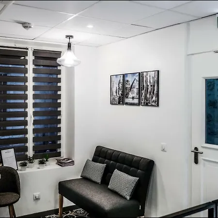 蒙特贝洛公寓式酒店 4* 巴黎